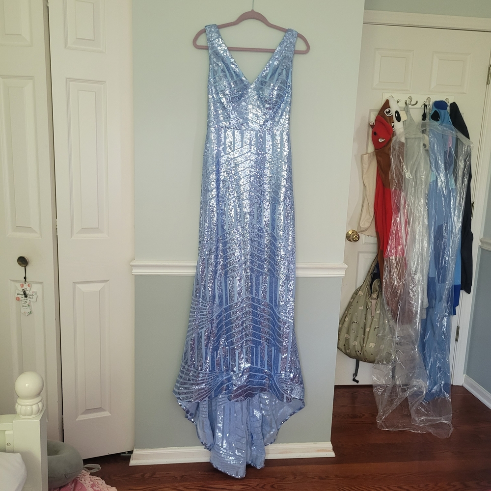NWT Sparkling V-neck Low Back Light Blue Sequin Prom Dress With Train